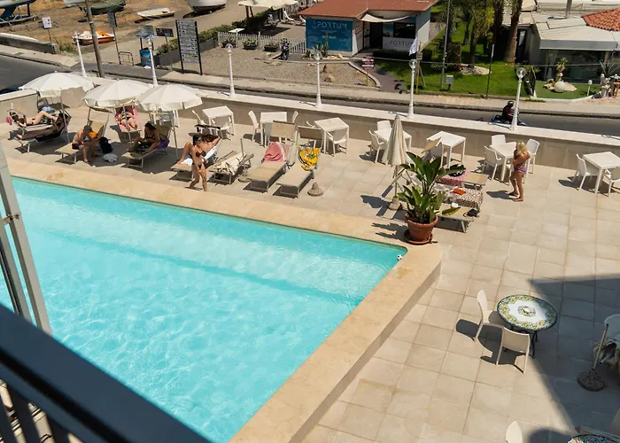 アパート Sea View In Naxos ジャルディーニ・ナクソス